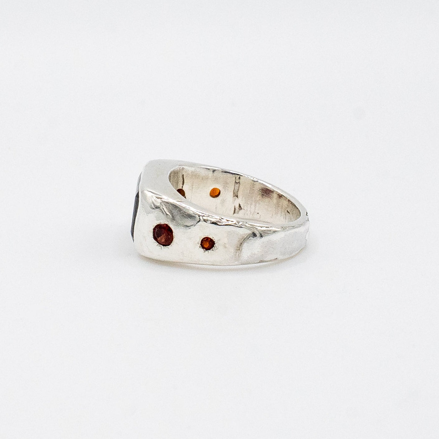 Garnet Signet-2