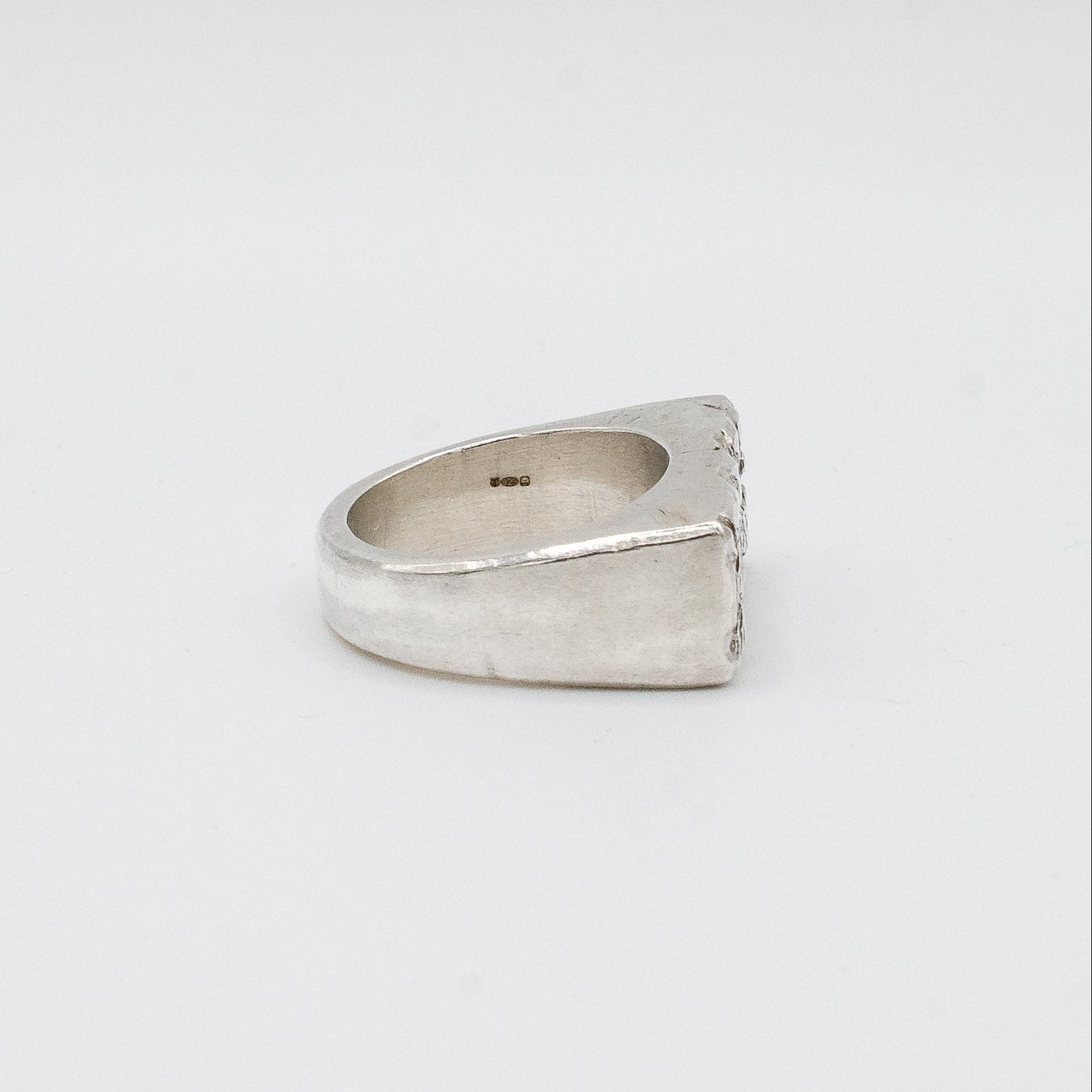 Scarred Signet-2