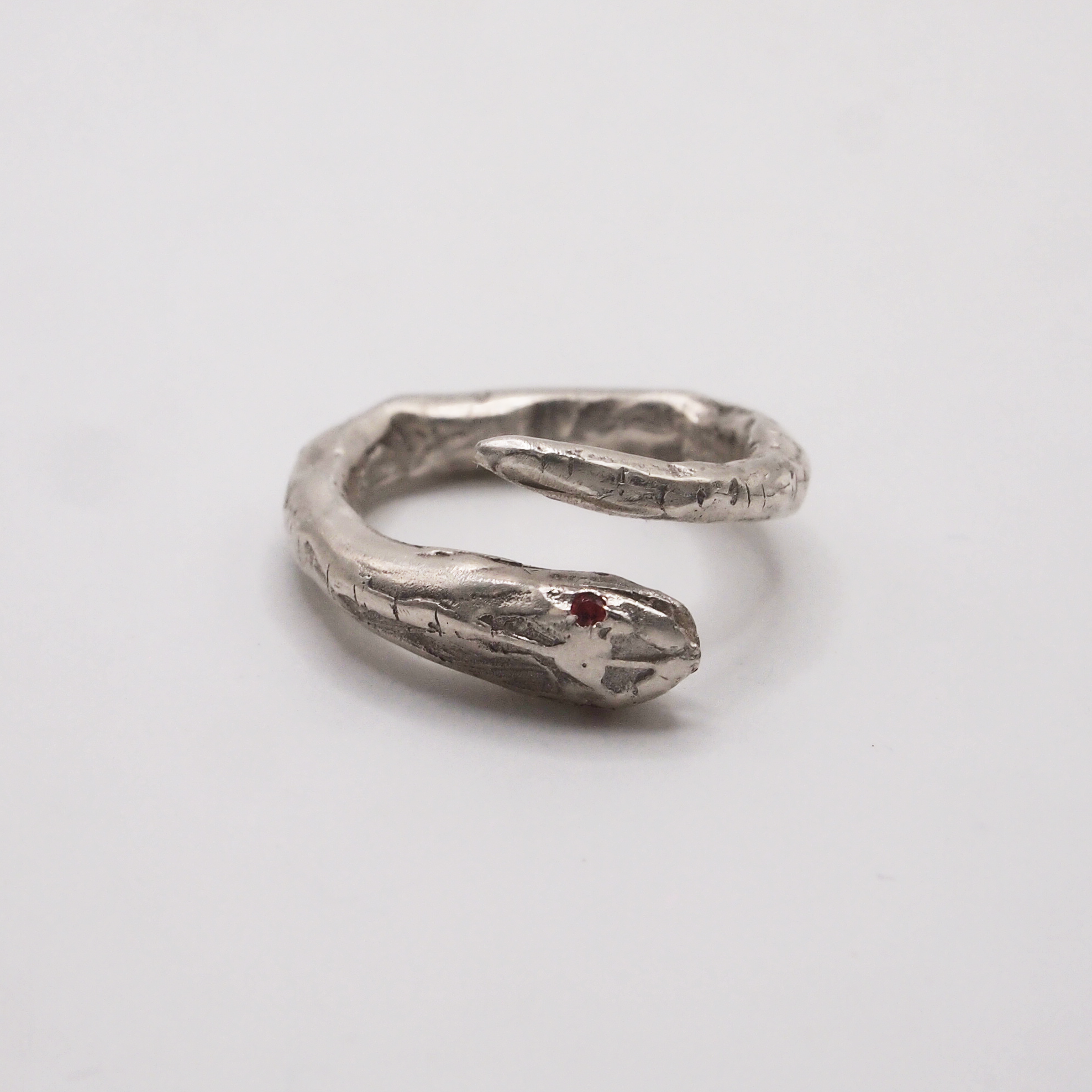 Coiling Snake Ring