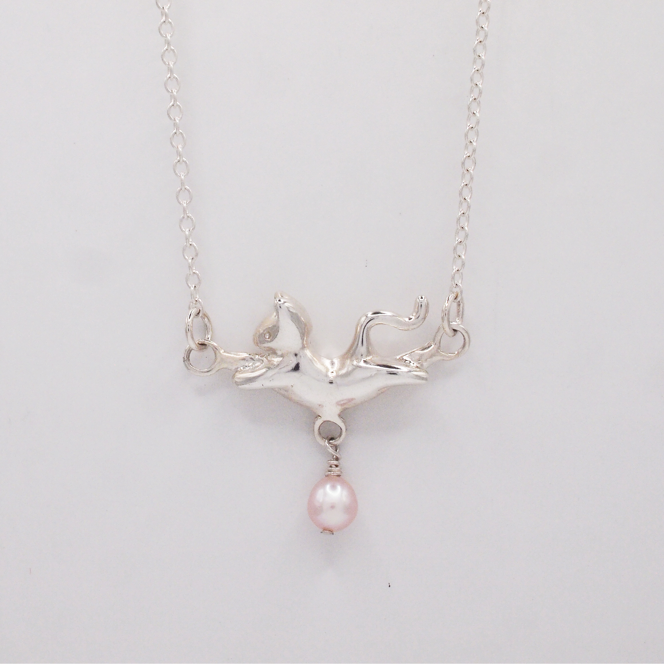 Dancing Cat Pearl Necklace