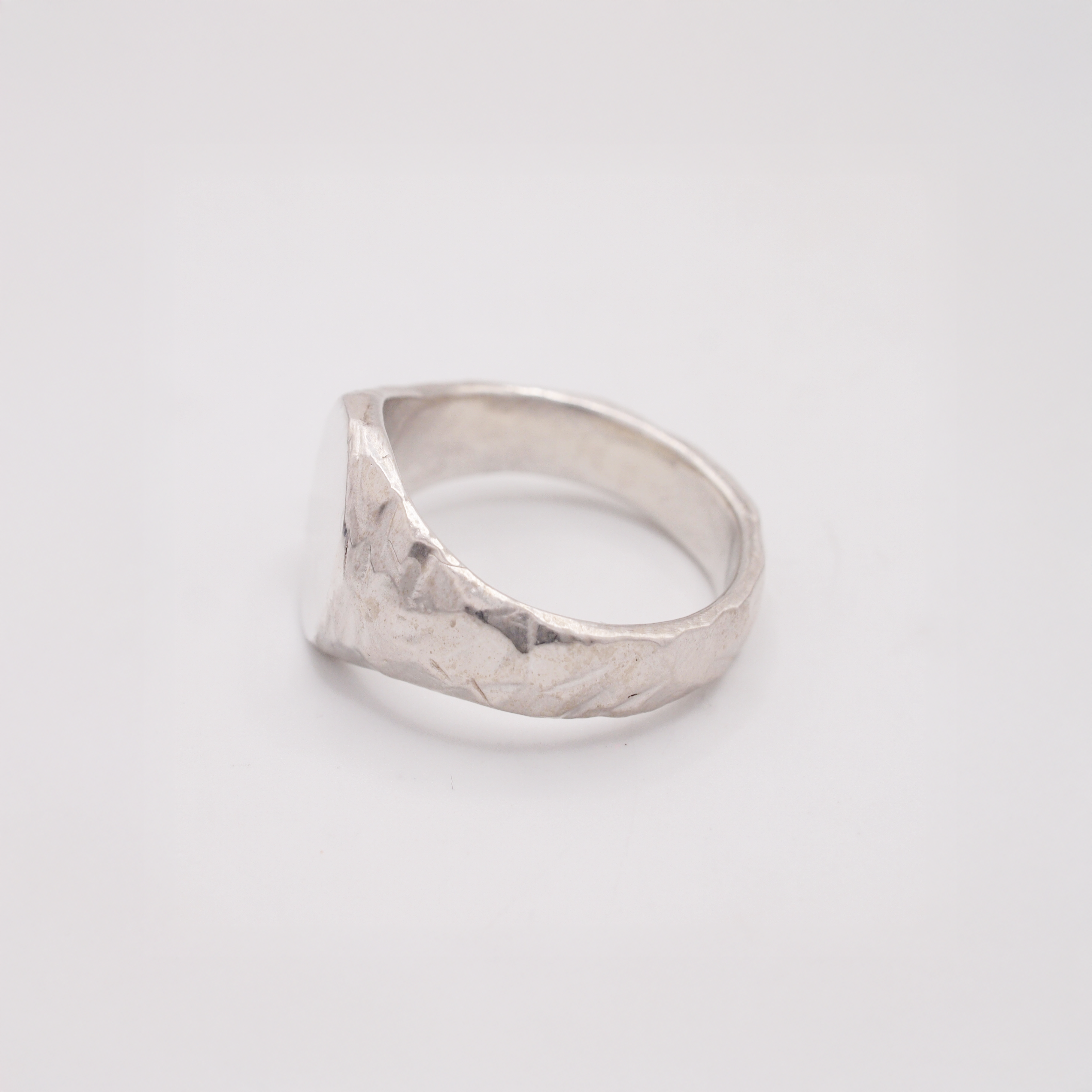 Terraform Circular Signet-4