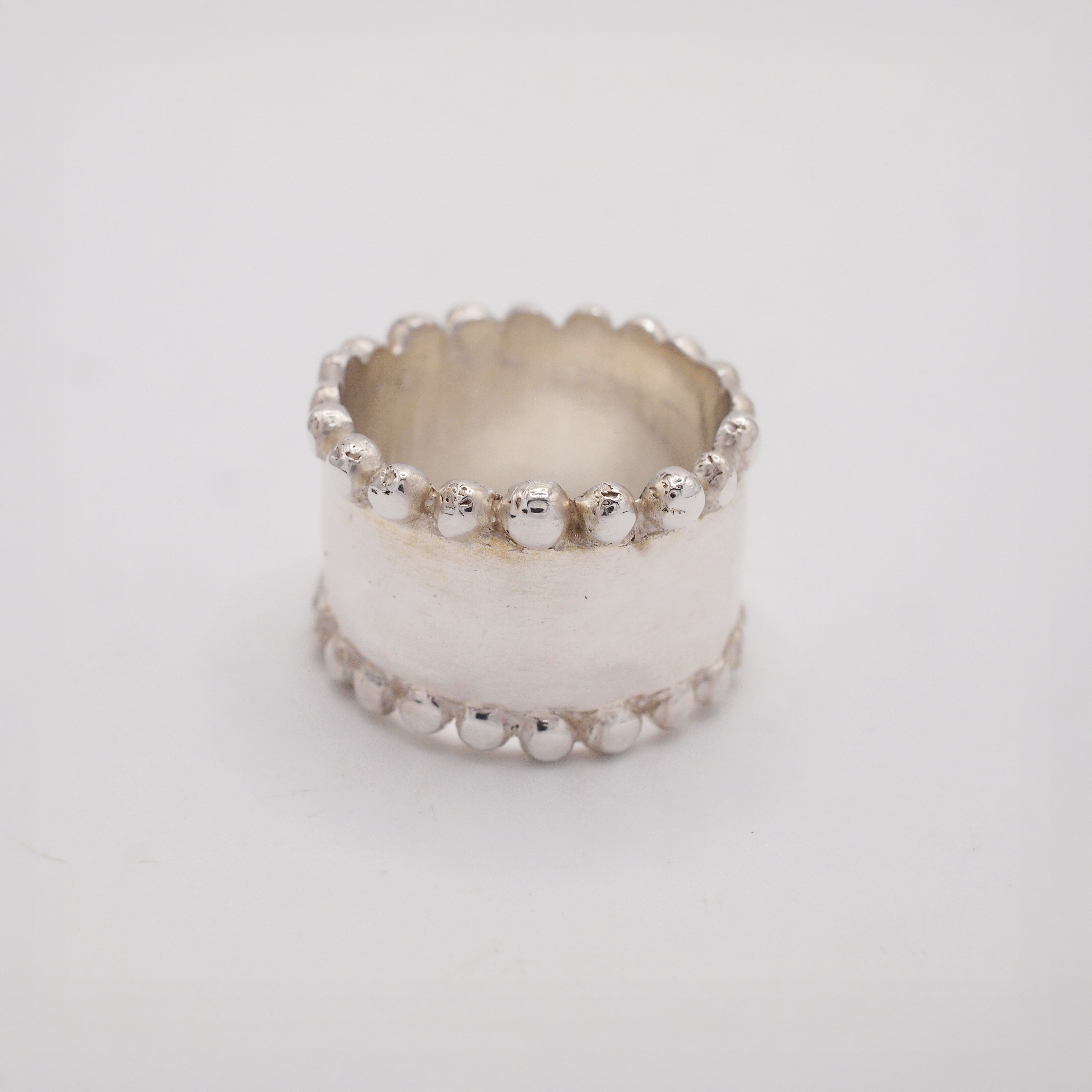 Medium Frills Ring-3