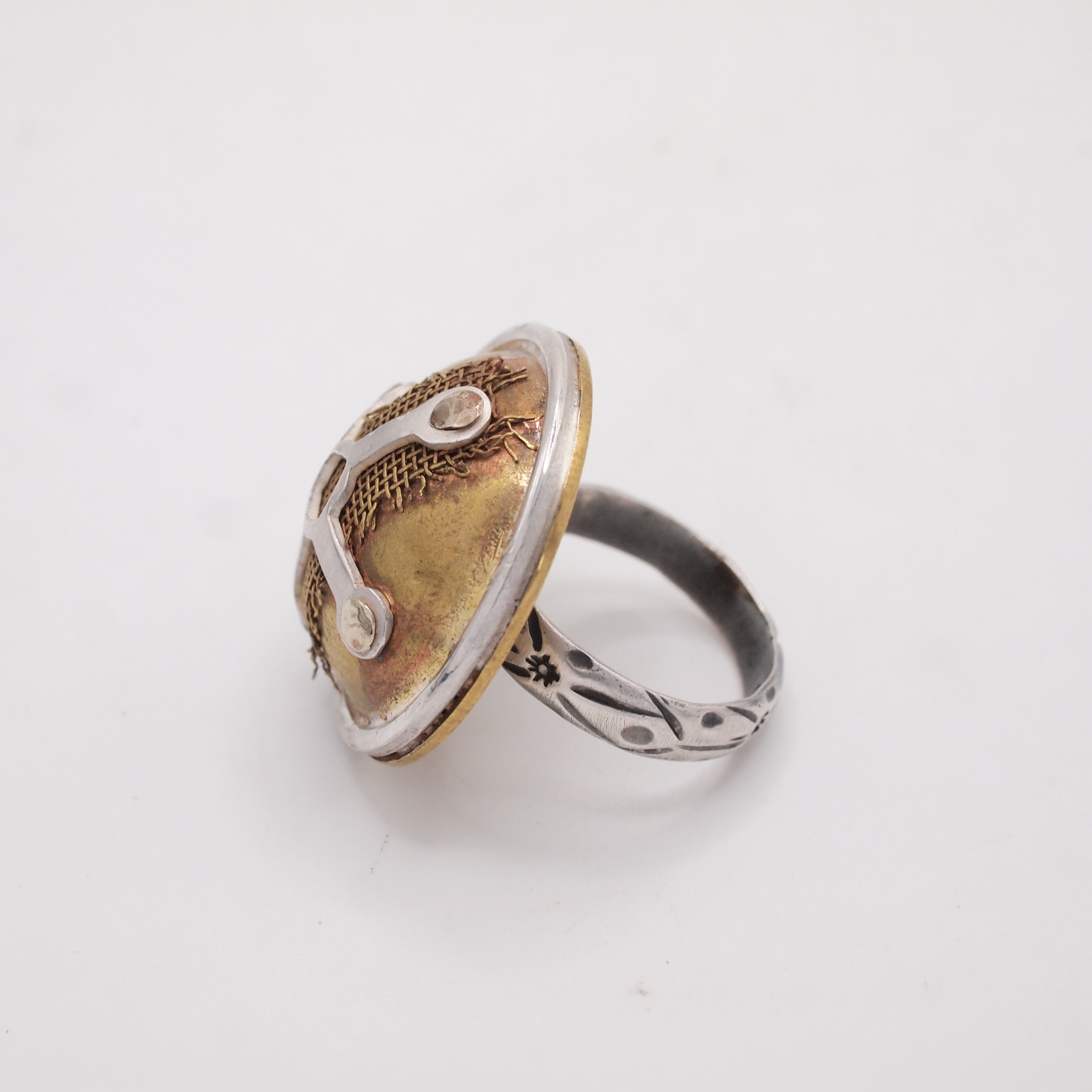 Apologist’s Ring-3