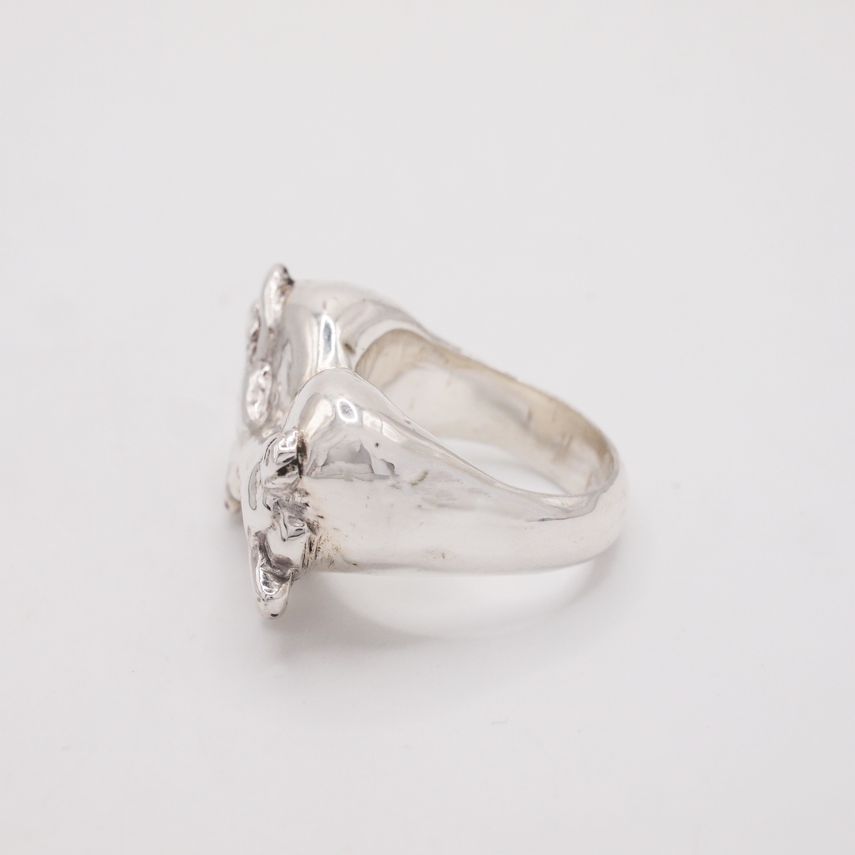 Bunny Heart Signet Ring-4