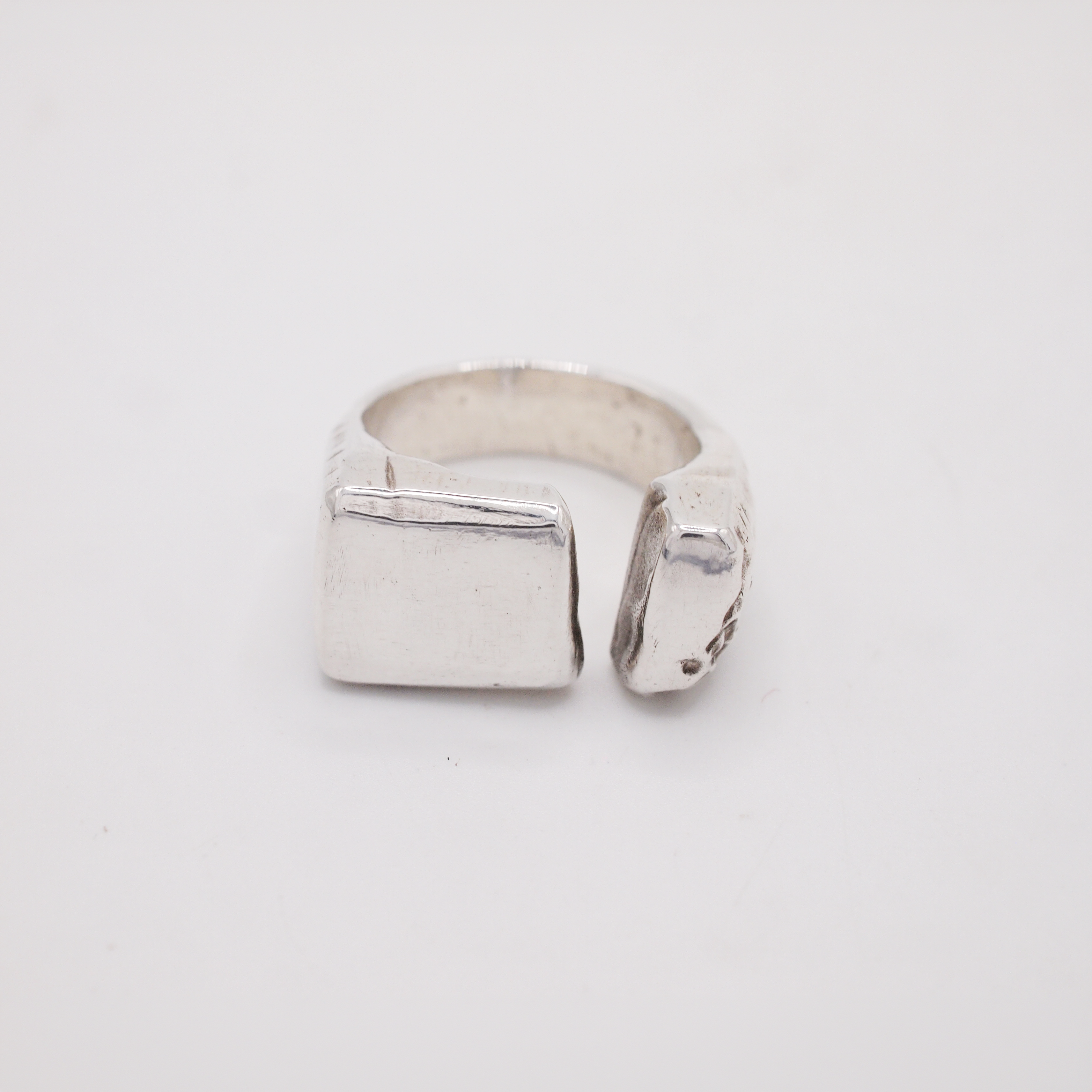 Erosion Signet