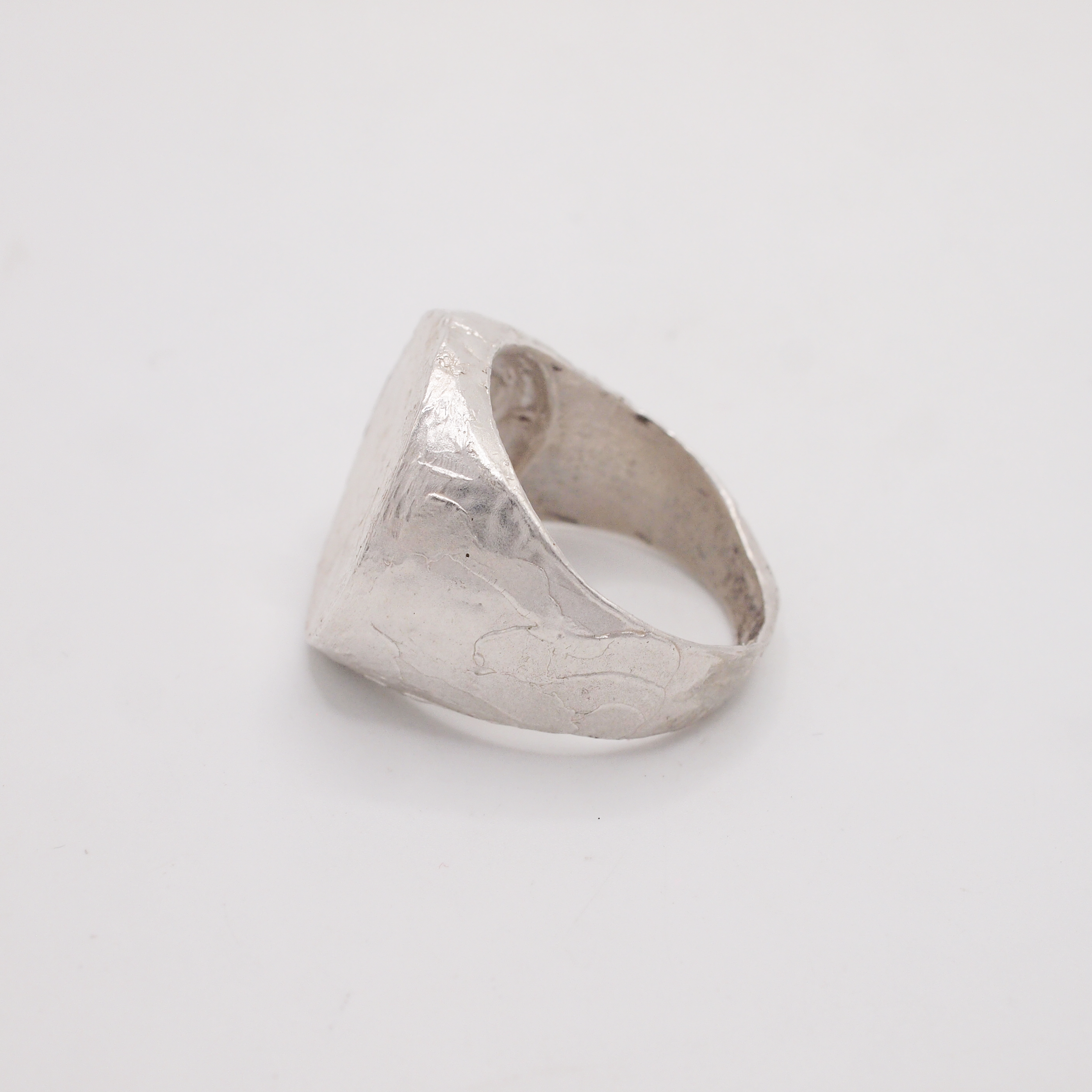 Simple Signet-5