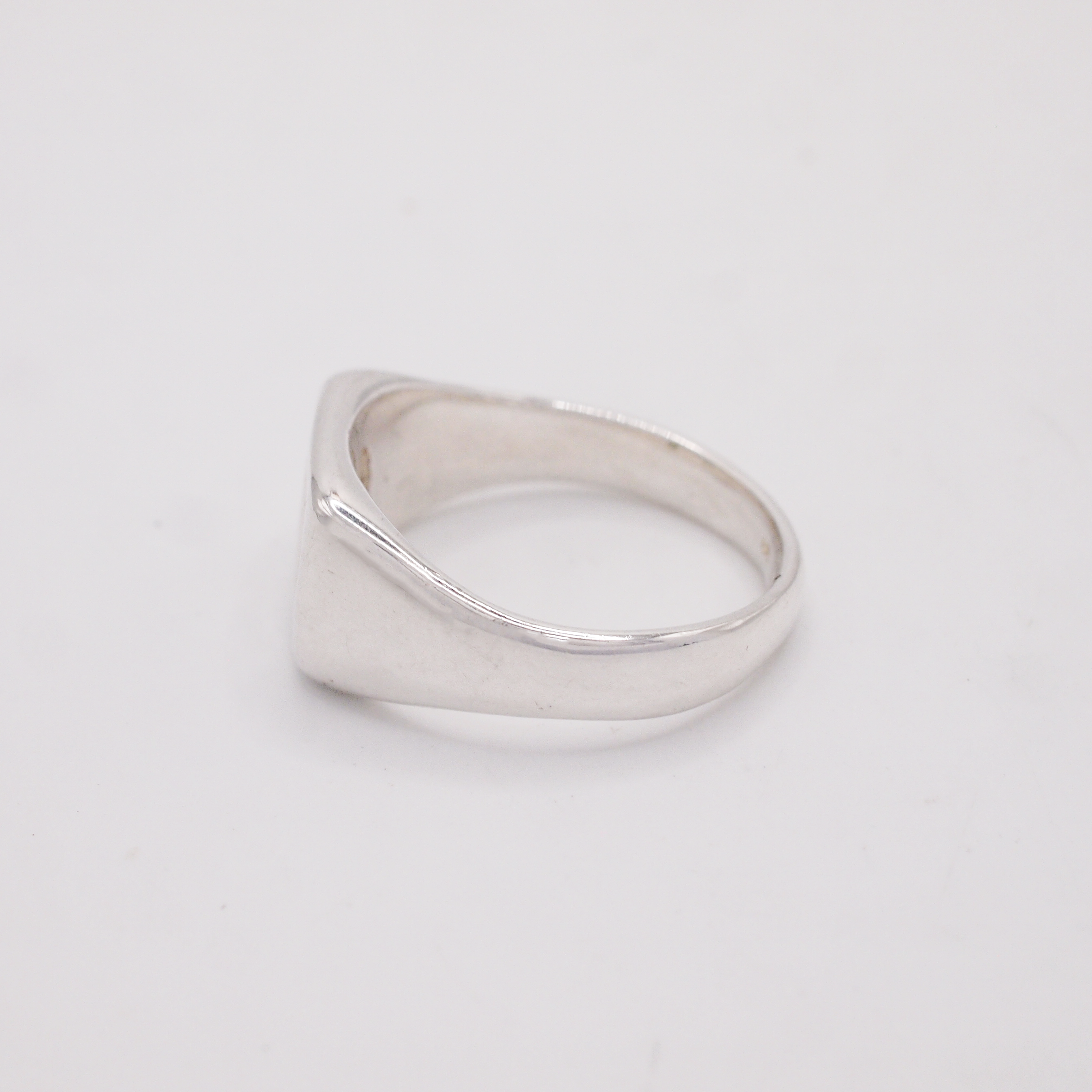 White Pillow Pair Ring-4
