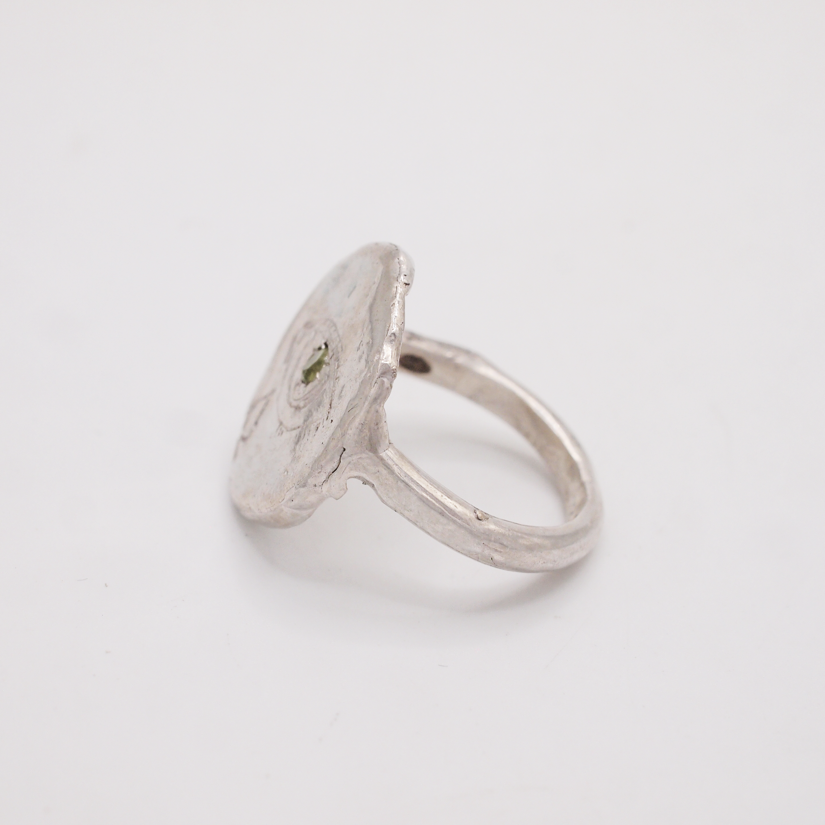 Peridot Lacrimosa Ring-6