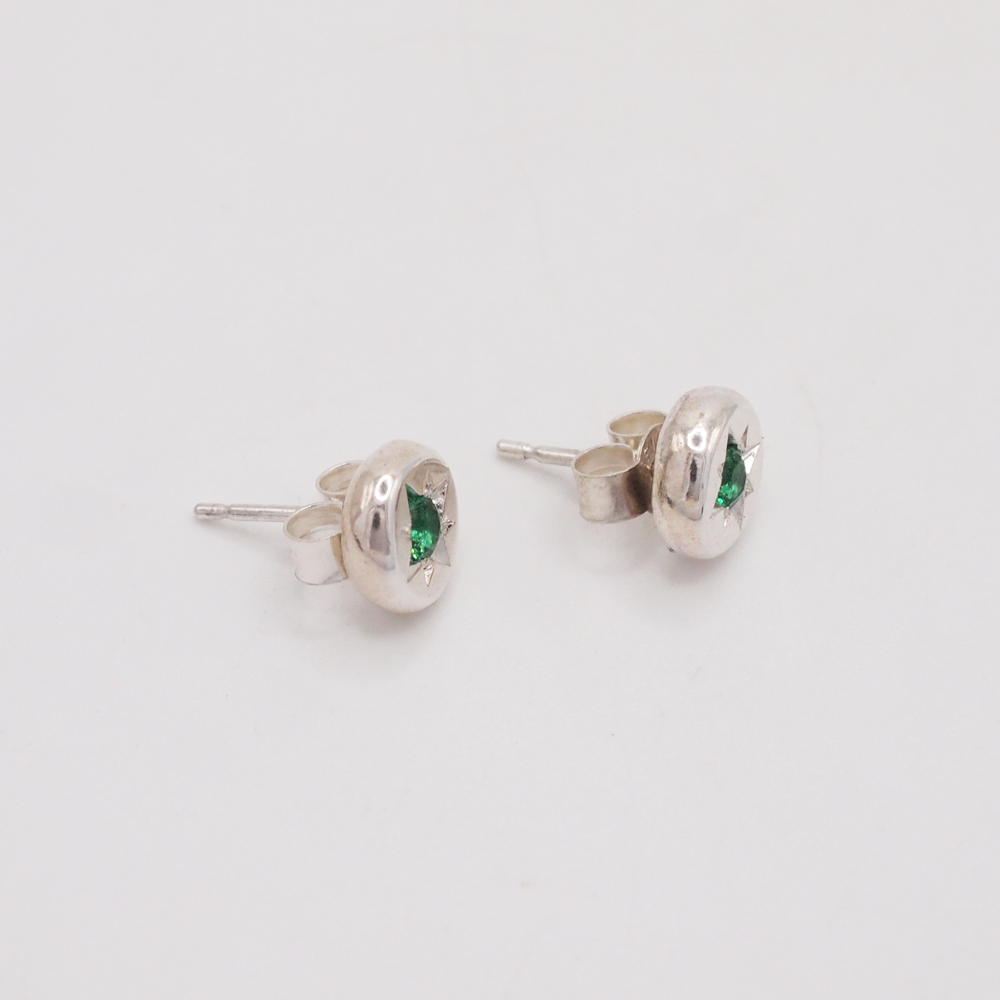 Emerald Stud Earring-2