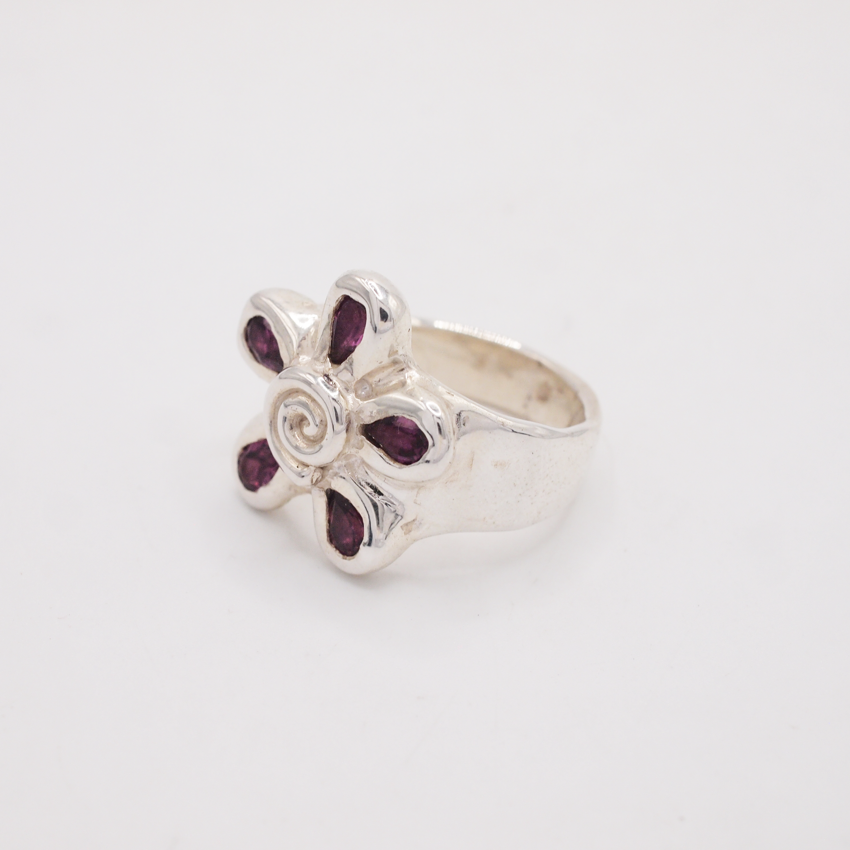 Grape Garnet Spiral Flower Ring-2