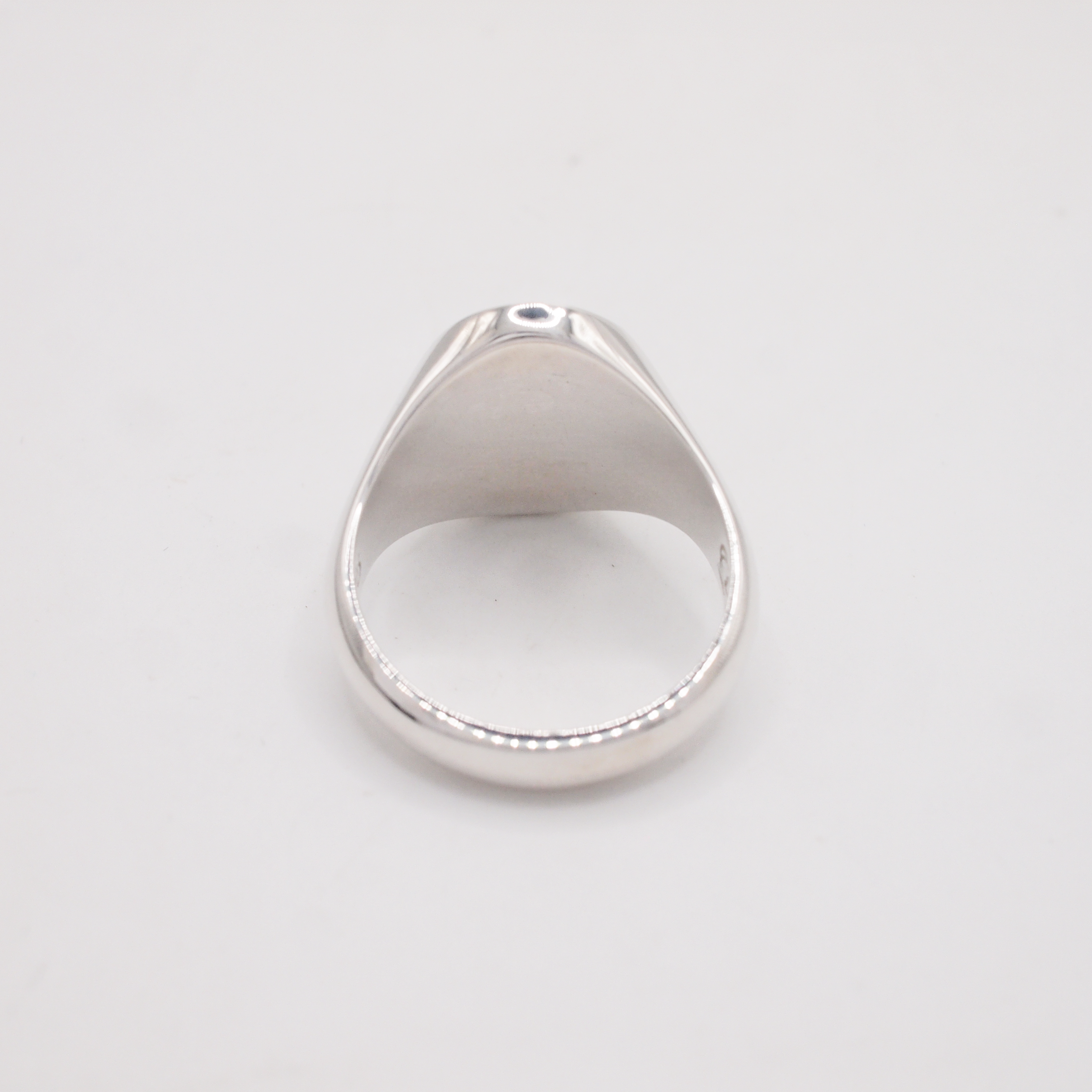 Save the Queen Ring-4
