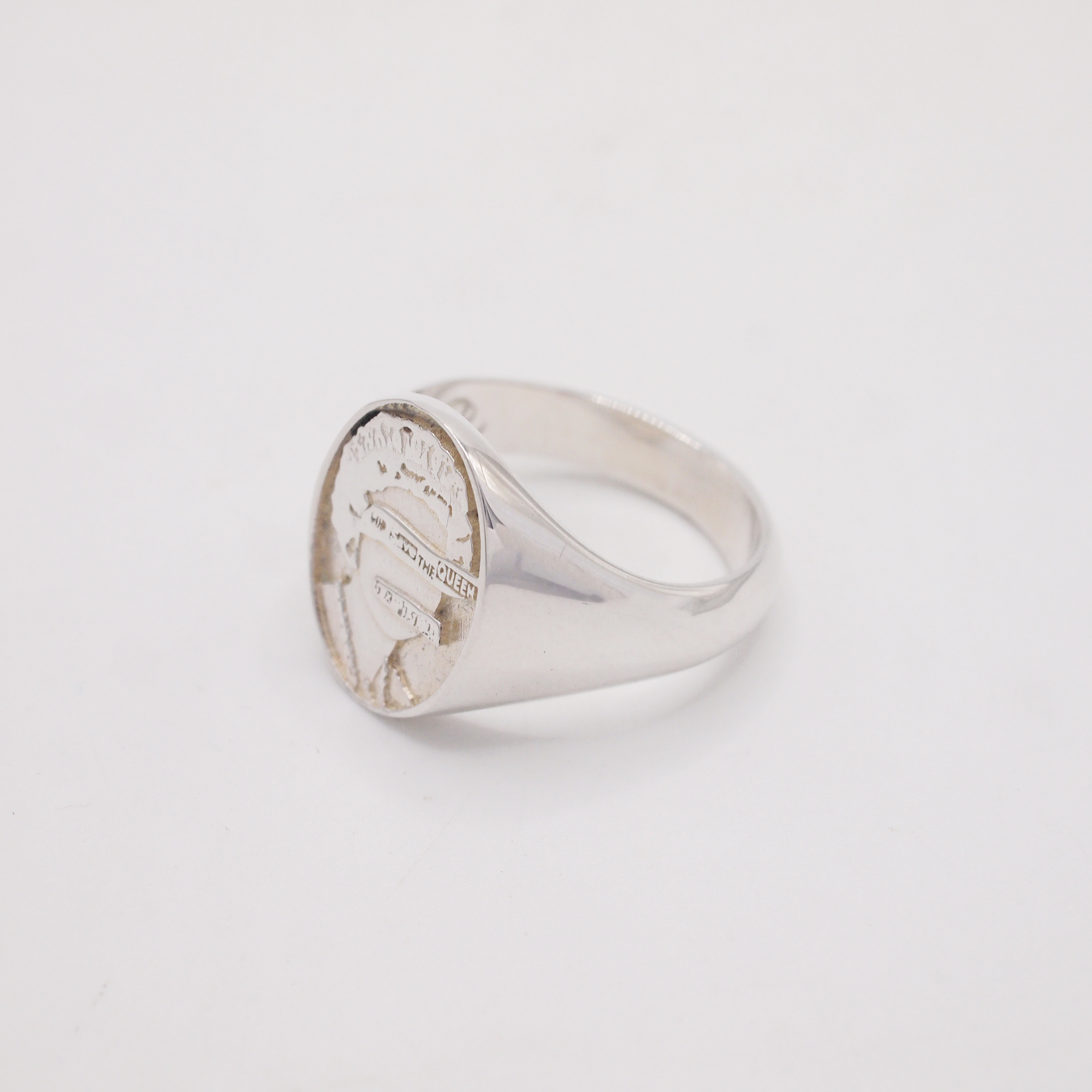 Save the Queen Ring-2
