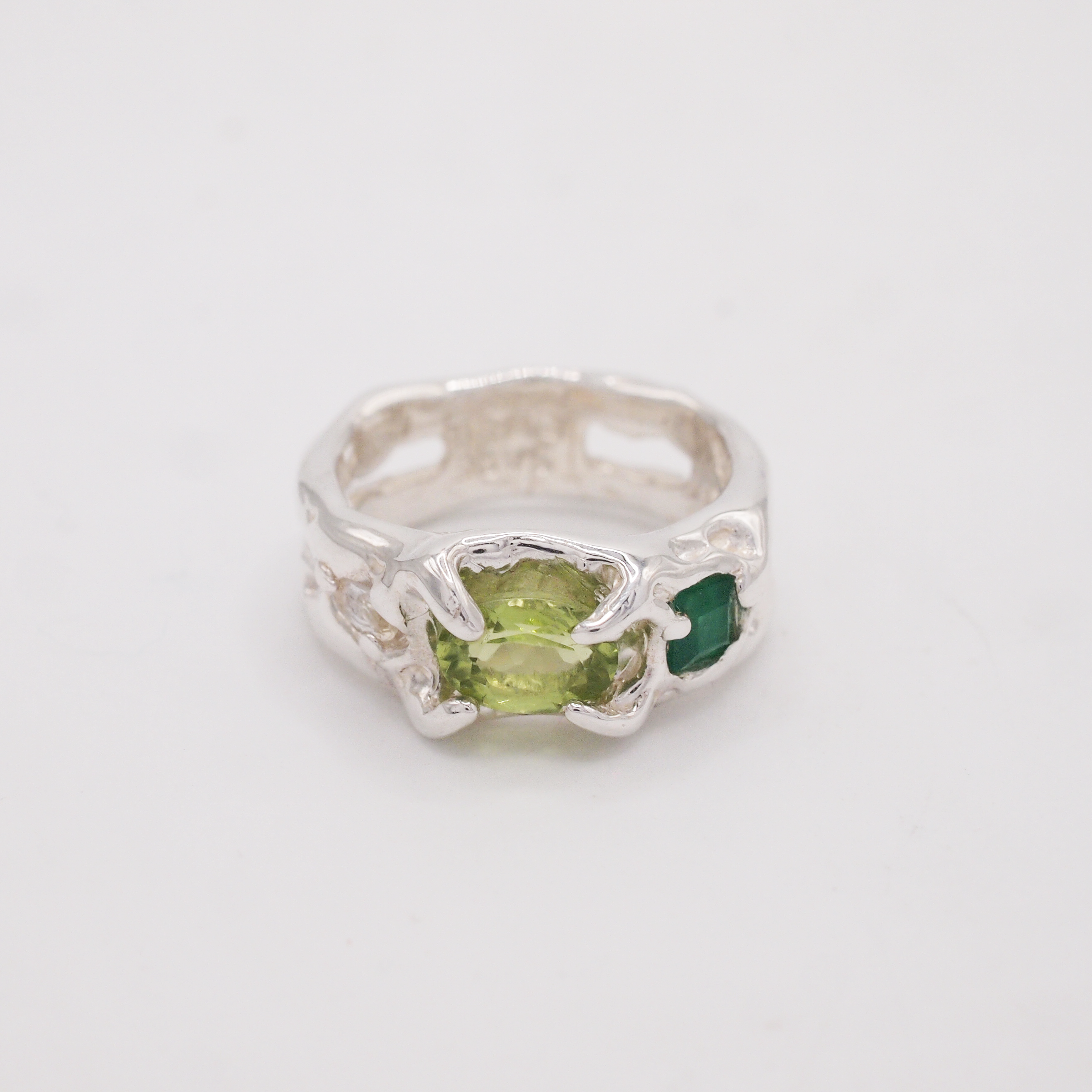 Peridot Flux Ring