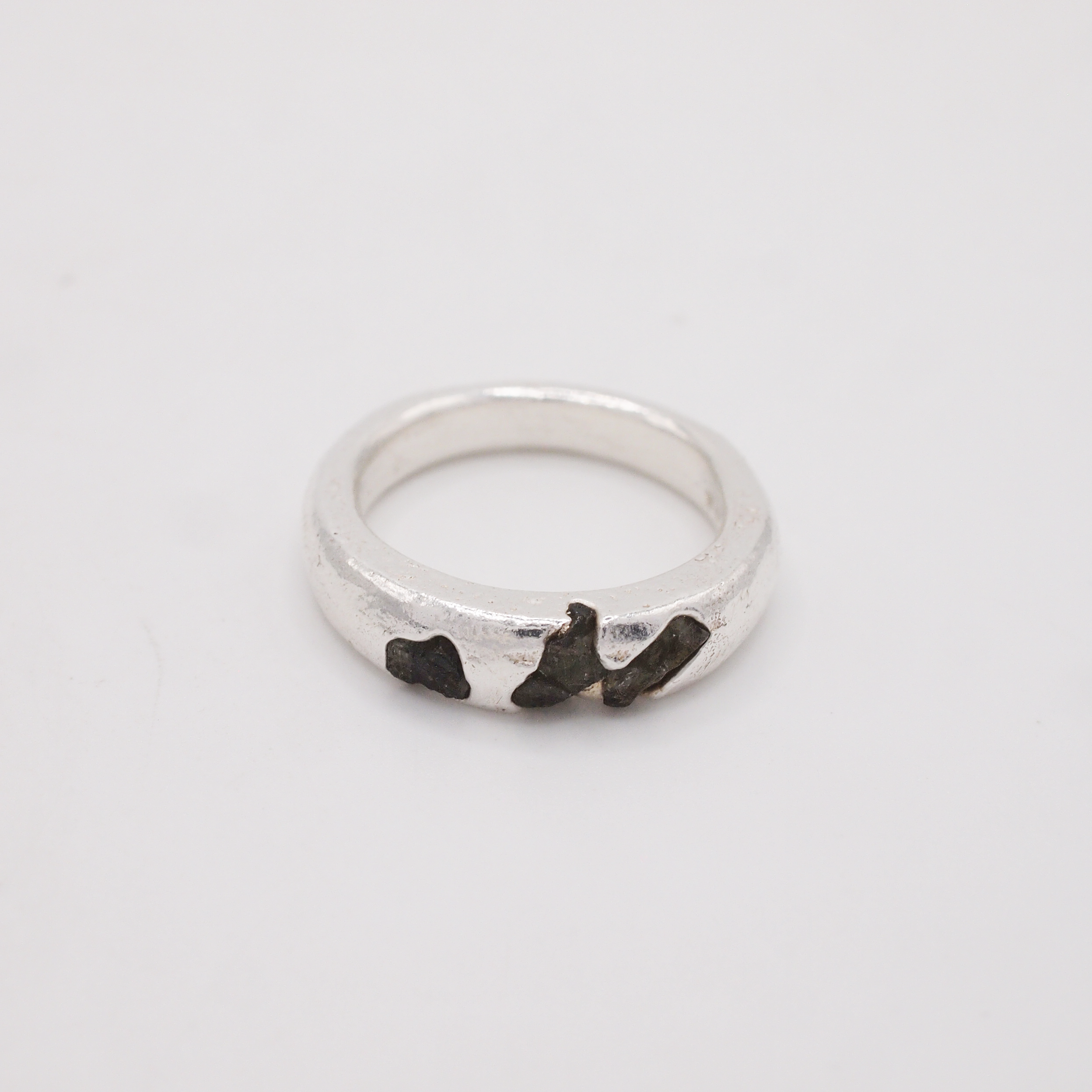 Raw Forest Sapphire Band