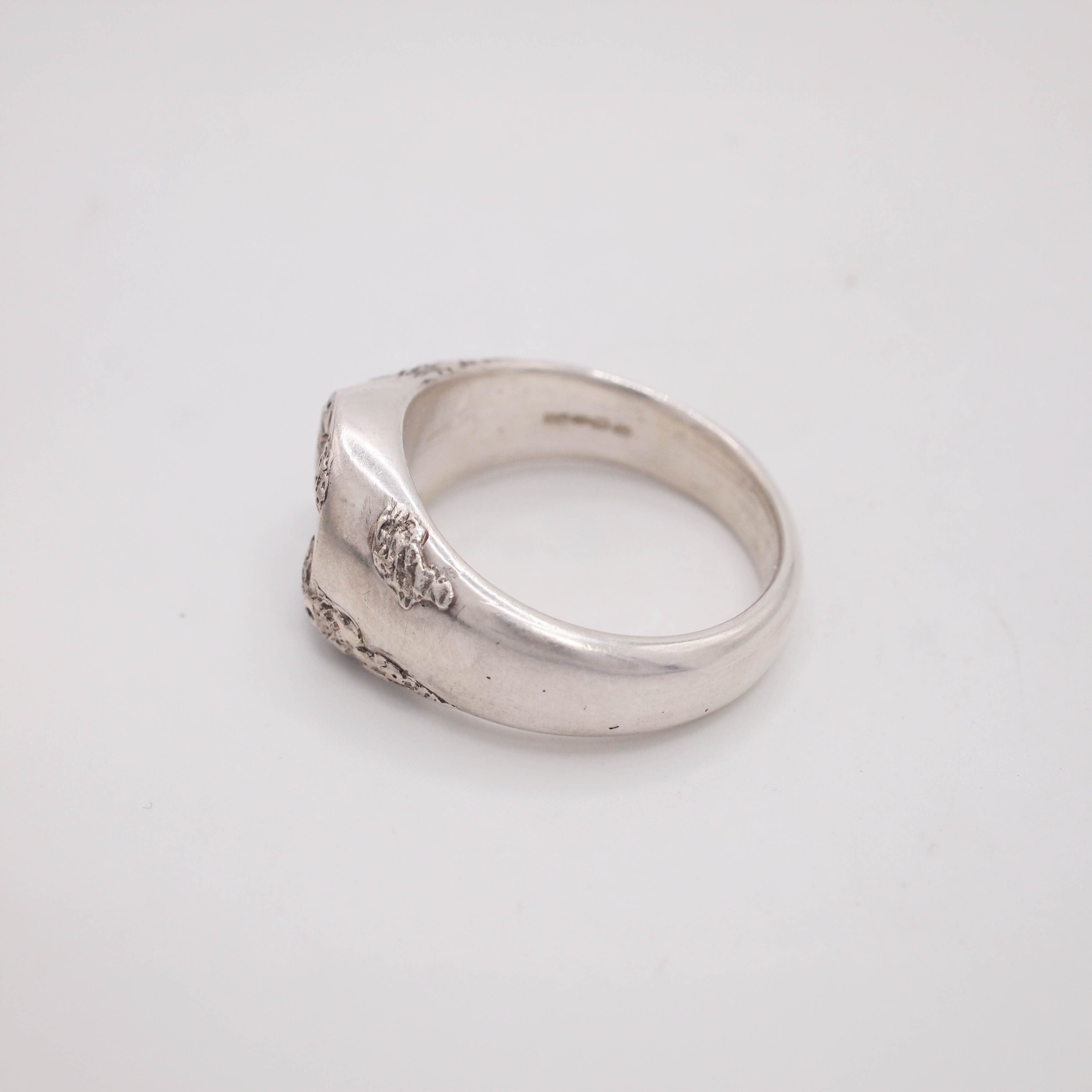 Textured Oval Signet-4