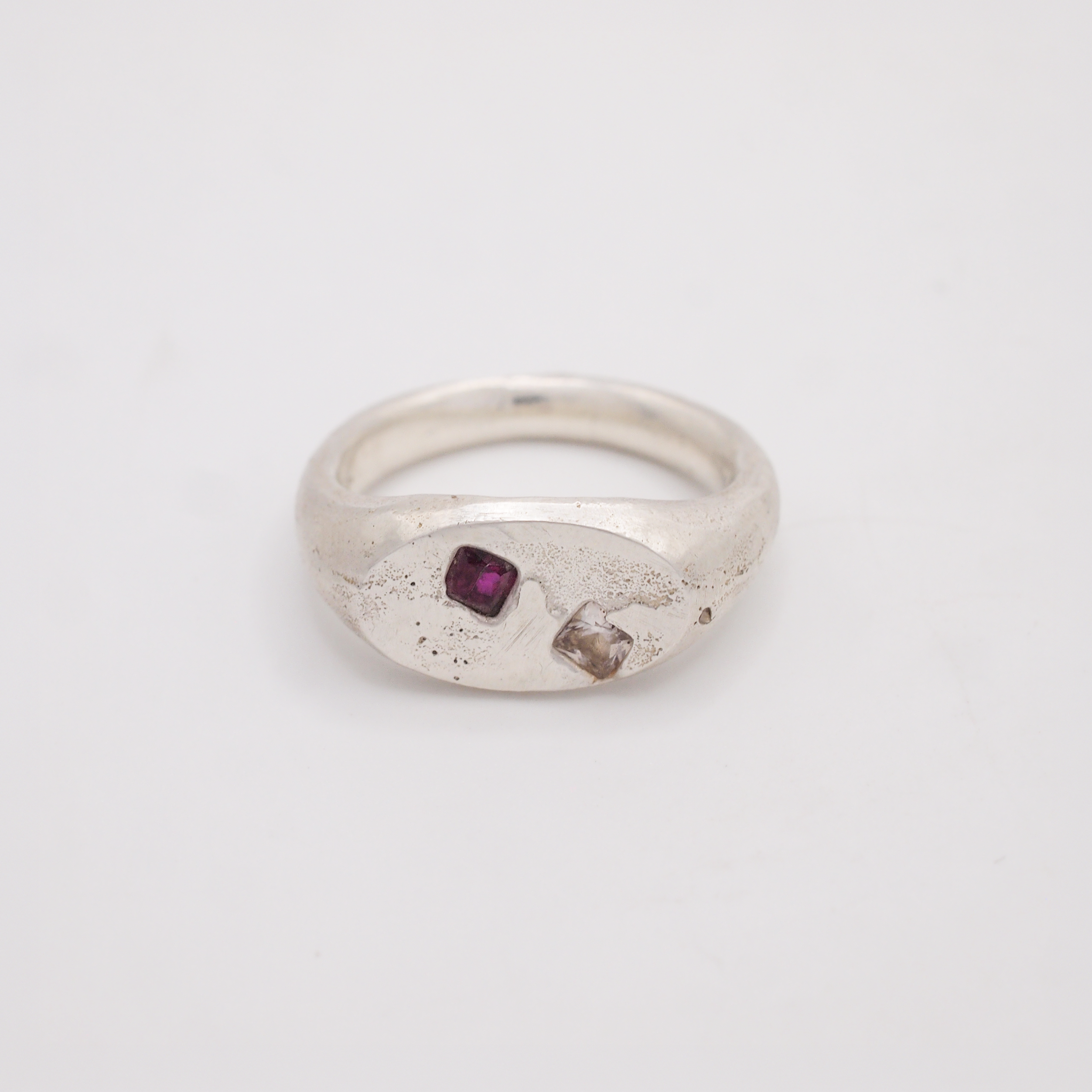 Clear & Red Sapphire Oval Signet