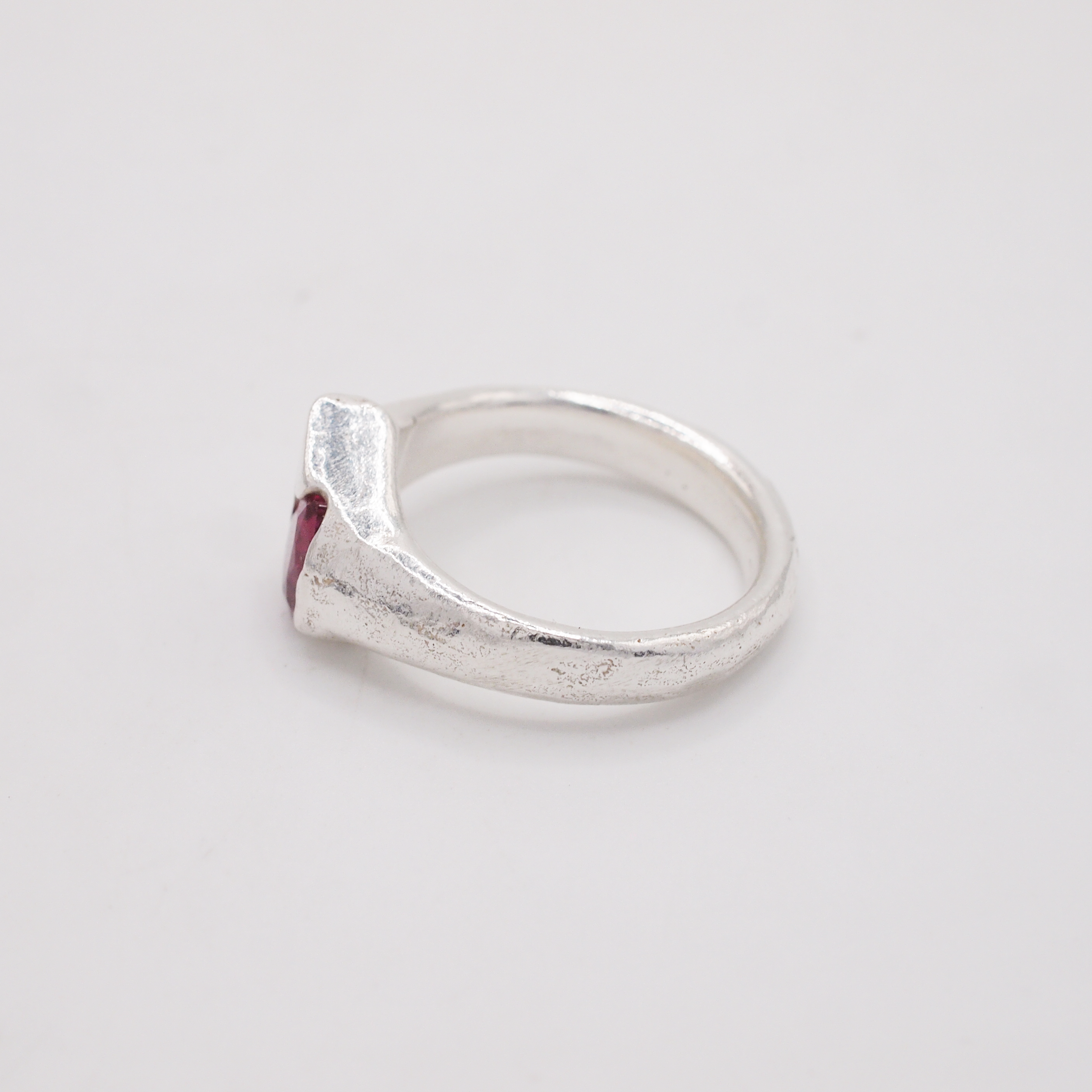 Hidden Ruby Drop Ring-3
