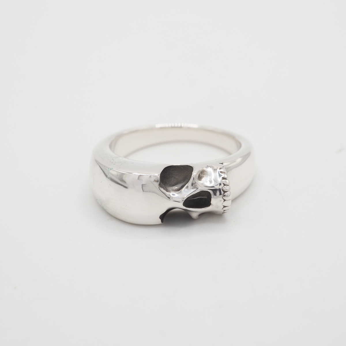 Slice of Skull Ring