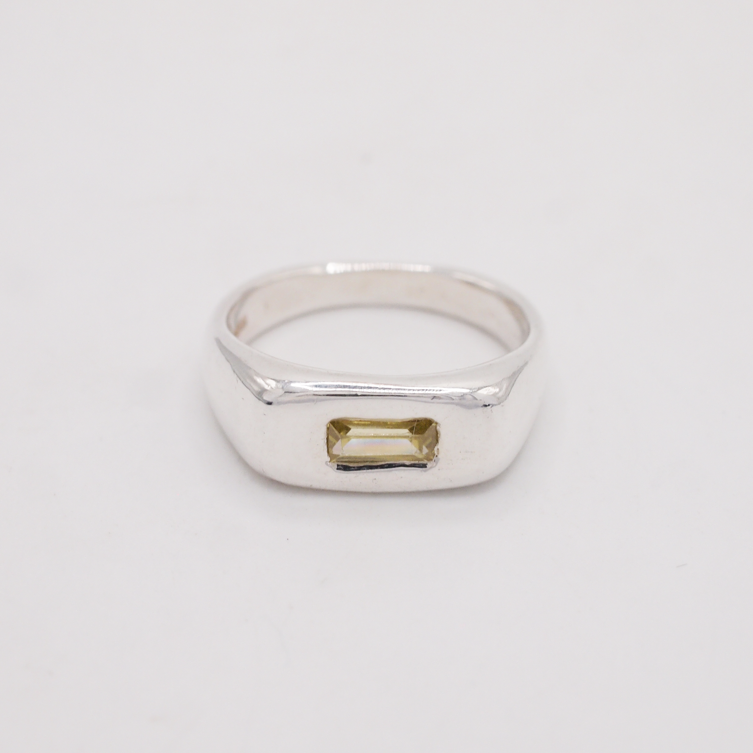 Olive Pillow Ring