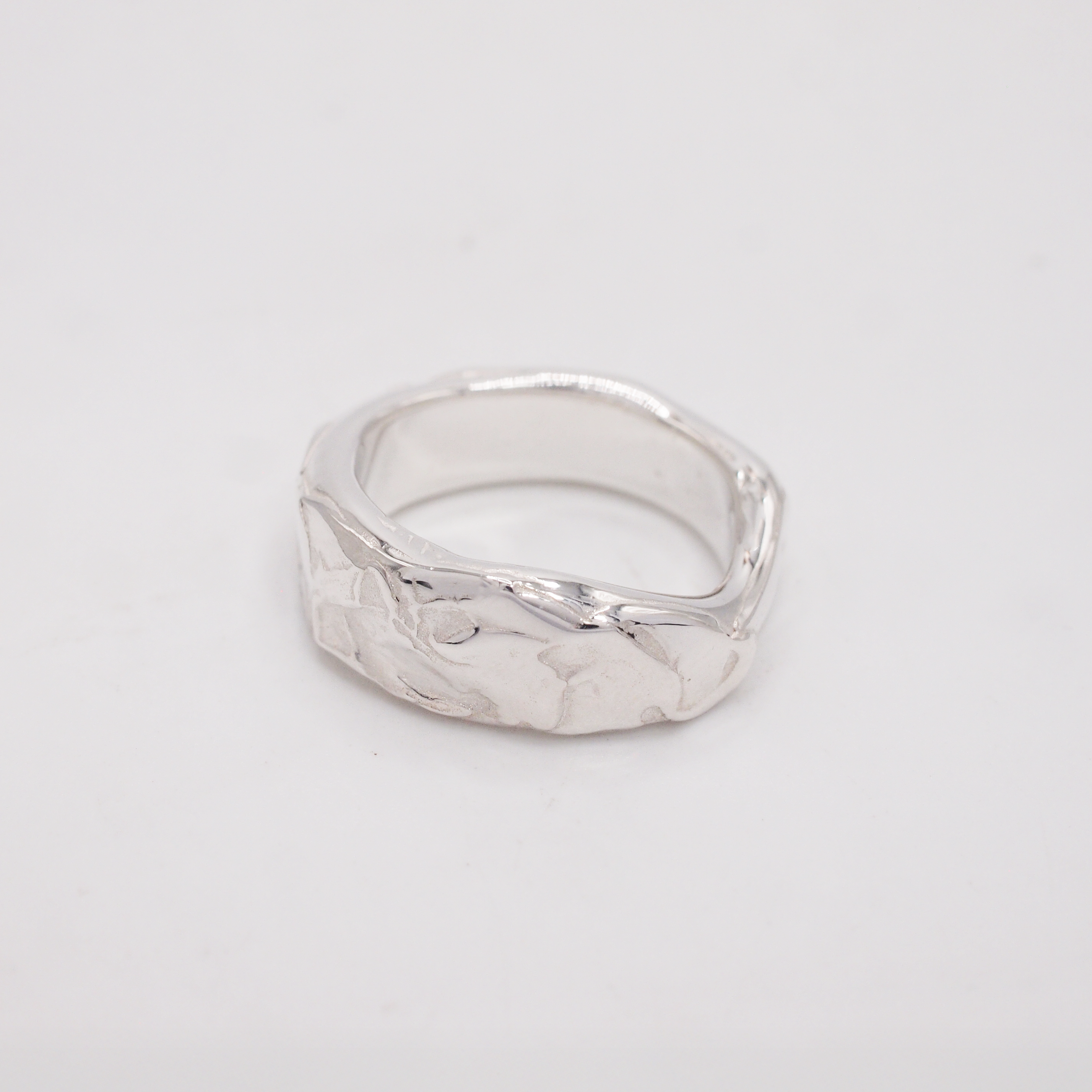 Thin Lava Band-4
